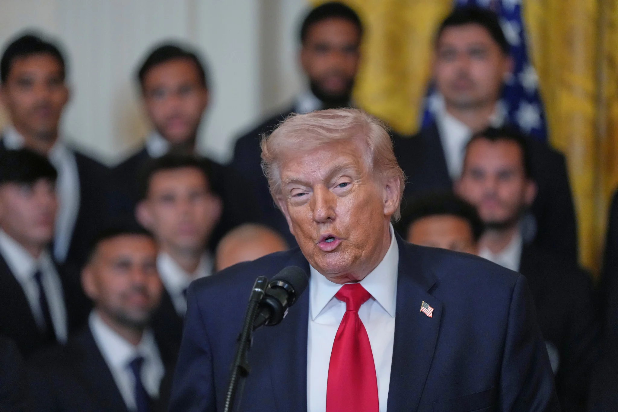 Tsahal frappe le QG de la Force aerienne des Gardiens de la revolution et trois centres de commandement du Hezbollah a Dahiyeh, Beyrouth