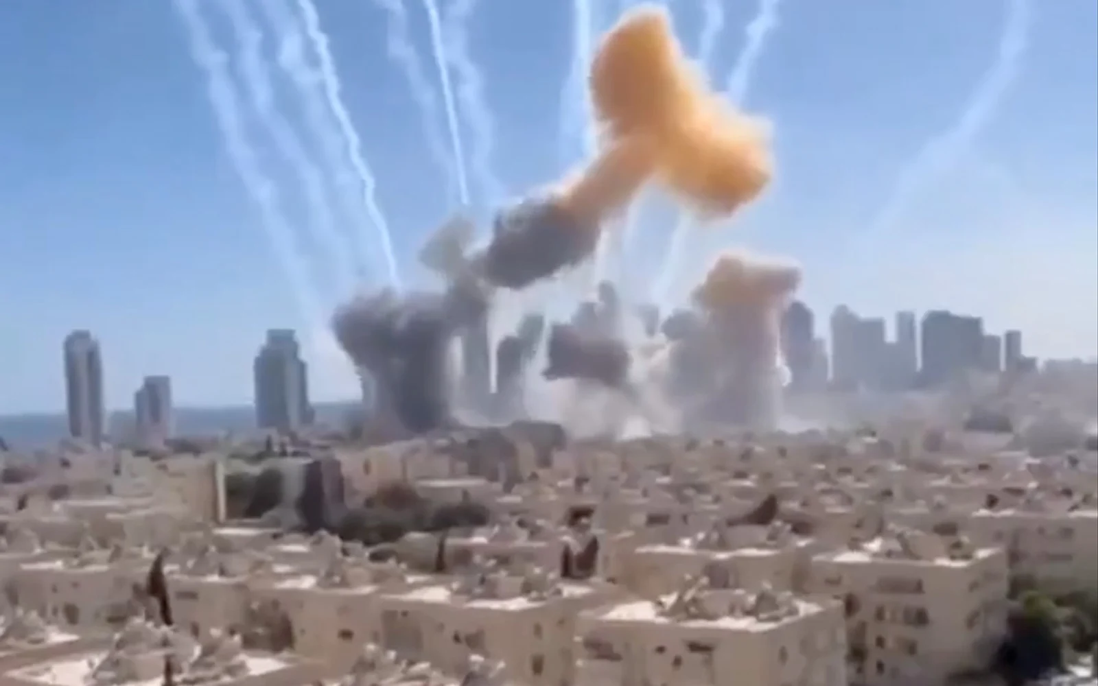 X suspend le partage de revenus pour les vidéos de guerre générées par IA alors que la désinformation sur le conflit iranien se propage